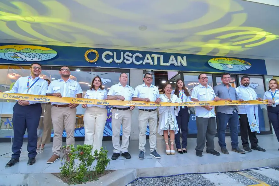Banco Cuscatlán inaugura agencia en Surf City con inversión de $500,000