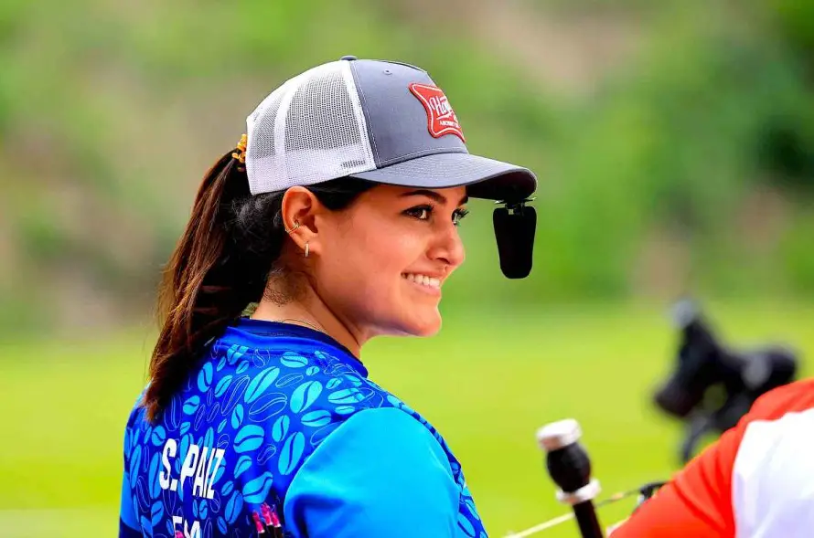 Salvadoreña Sofía Paiz avanza a tercera ronda en Copa del Mundo de tiro con arco en Shanghái