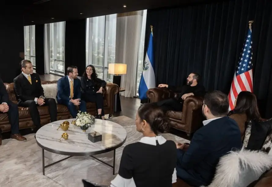 Congresista presidenta del Caucus El Salvador se reúne con Bukele y Castro