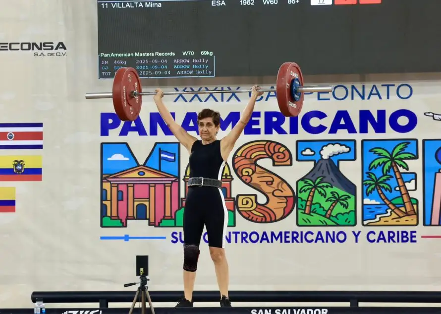 Pesistas salvadoreños arrancan con oros el Panamericano Máster de Levantamiento de Pesas