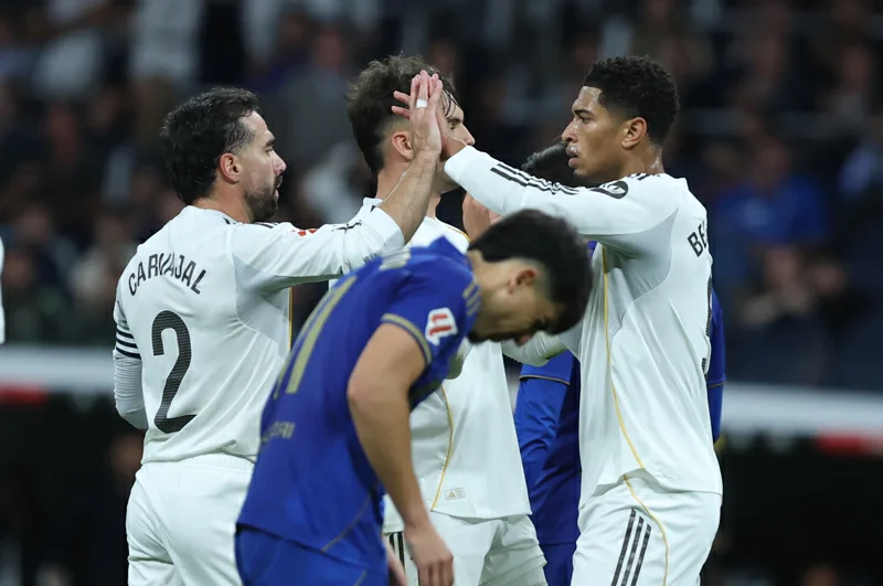 Real Madrid vence al Oviedo entre pitos del Bernabéu