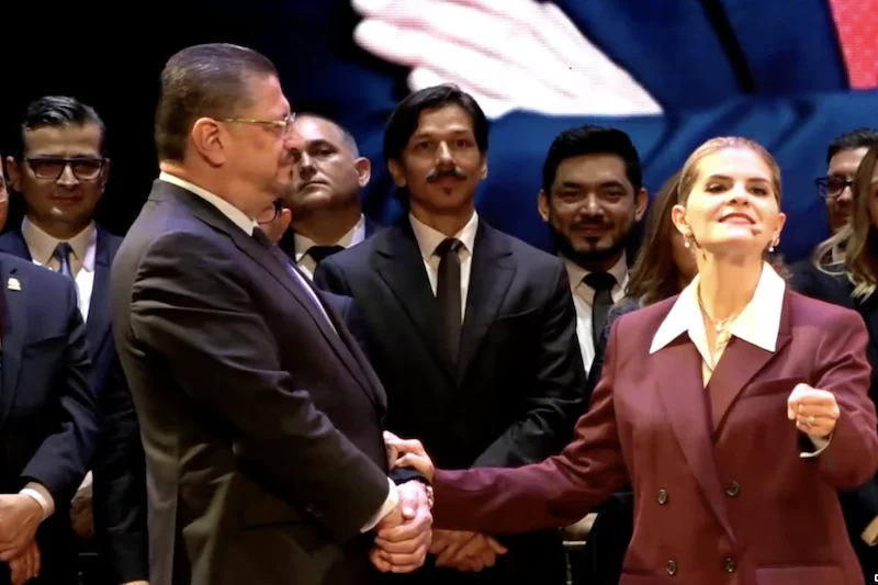 El nombramiento del presidente saliente como futuro ministro genera críticas en Costa Rica