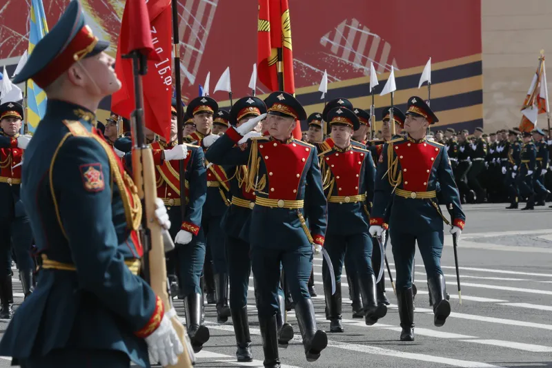 Putin sufre una dura derrota con desfile militar más descafeinado de los últimos 20 años