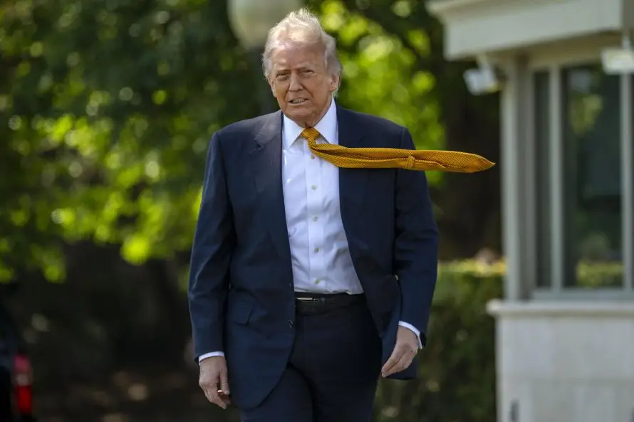 Trump afirma que Xi le ofreció "ayuda" con Irán durante su reunión en Pekín