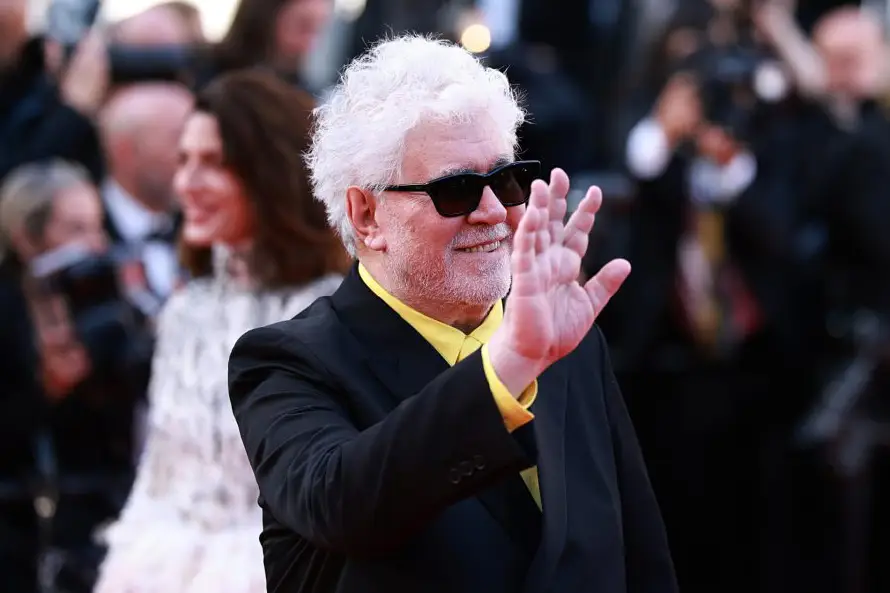 Gael García Bernal y Almodóvar en el Festival de Toronto, que estrenará "I Play Rocky"