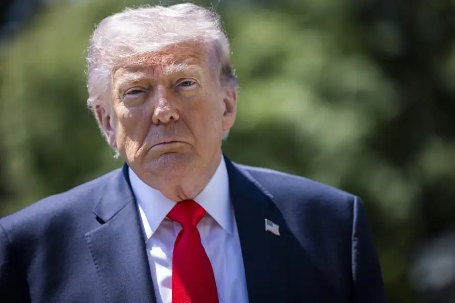 Trump endurece las sanciones contra Cuba con bloqueo de activos y veto de entrada a EEUU