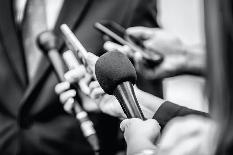 APES reporta 426 agresiones a periodistas en informe de libertad de prensa 2025