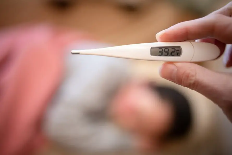 Atenciones por fiebre eruptiva se quintuplican en los últimos dos meses