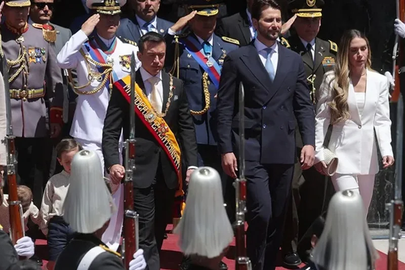 Noboa ensalza "guerra" a crimen y reactivación económica en su informe a nación en Ecuador
