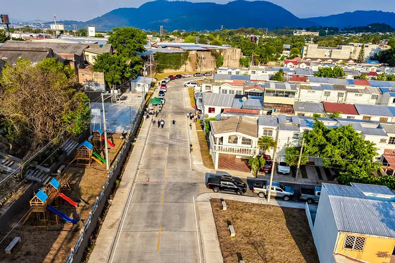 Gobierno entrega obras de mitigación en residencial Brisas de San Francisco
