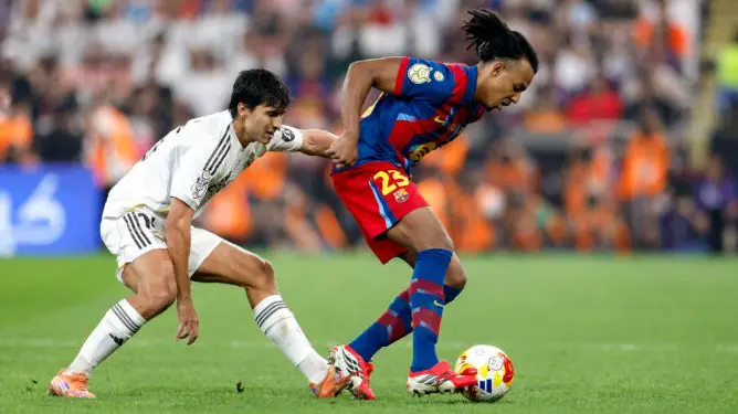 Jules Koundé, defensor del Barcelona: "Queremos ganar LaLiga con una victoria en el clásico"