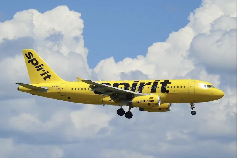 Spirit Airlines suspende todos sus vuelos y cierra operaciones
