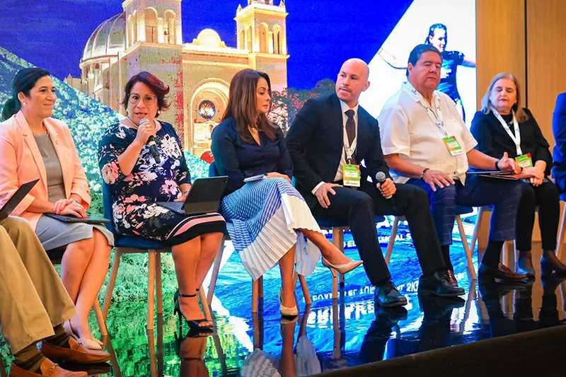 Turismo en El Salvador creció 92 % desde 2019, asegura Economía