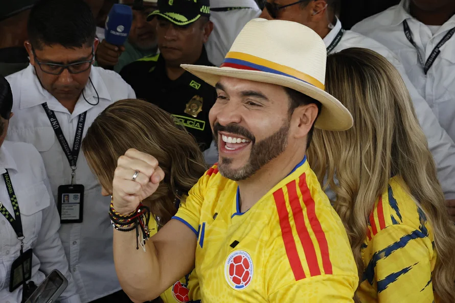Derechista De la Espriella gana la Presidencia de Colombia con el 99.65 % del conteo preliminar
