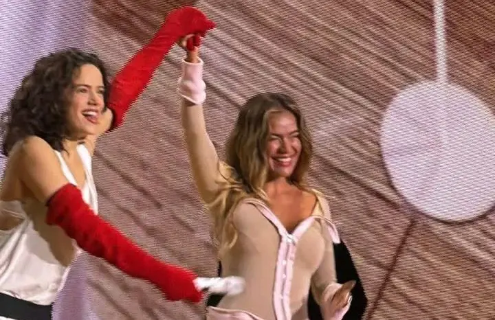 Rosalía sorprende a sus fans con un encuentro con la colombiana Karol G