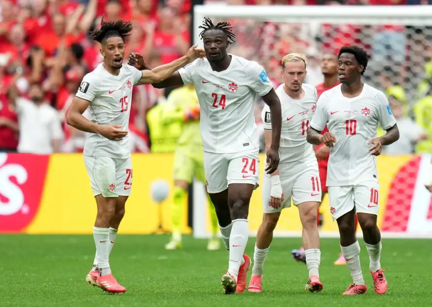 Canadá finaliza segunda del Grupo B tras caer 2-1 ante Suiza.