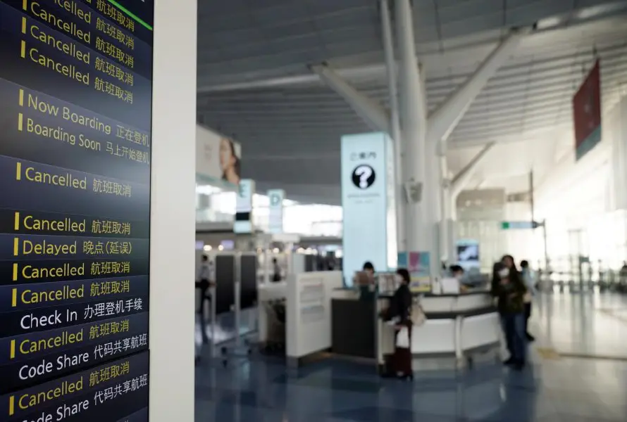 Órdenes de evacuación y 400 vuelos cancelados en Japón por la llegada del tifón Jangmi