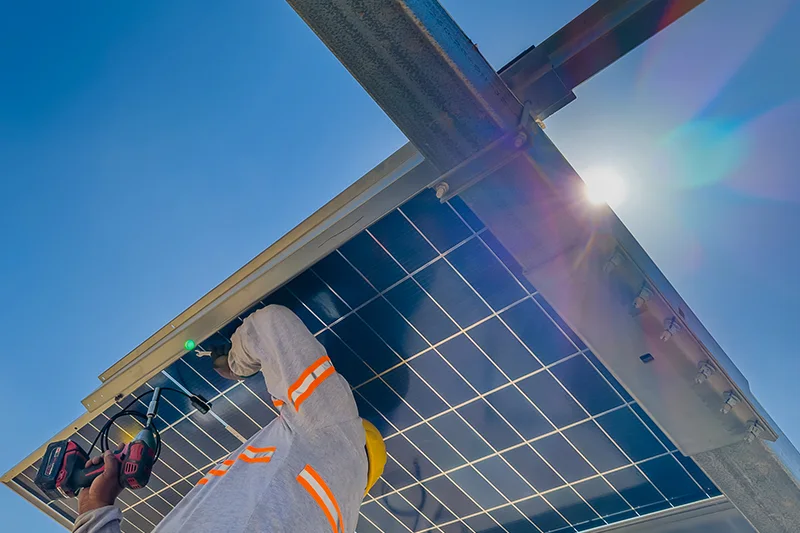 ASI promoverá energía solar para reducir dependencia de plantas térmicas