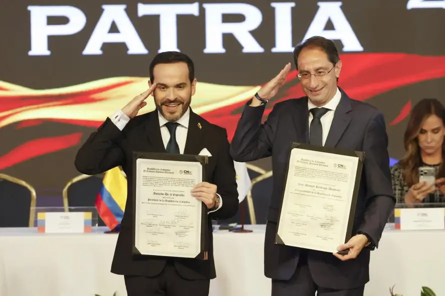 Ministerio de Defensa de Colombia respetará la transición al Gobierno de De la Espriella