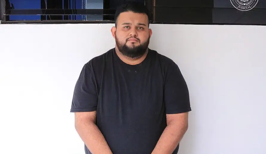 Envían a prisión provisional a joven señalado de traficar cocaína en San Salvador