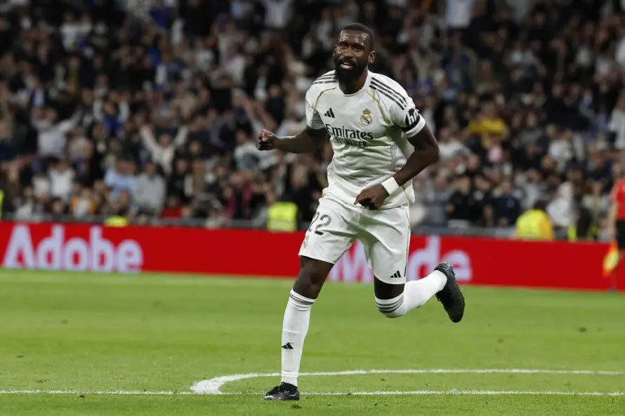 El defensor Antonio Rüdiger renueva con el Real Madrid por una temporada