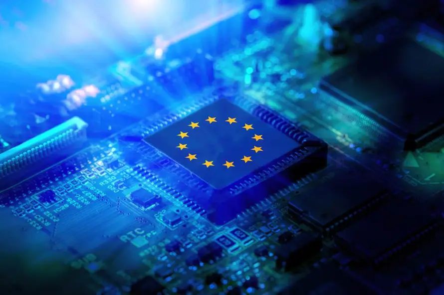 Comisión Europea lanza una guía para enseñar IA responsable en primaria y secundaria