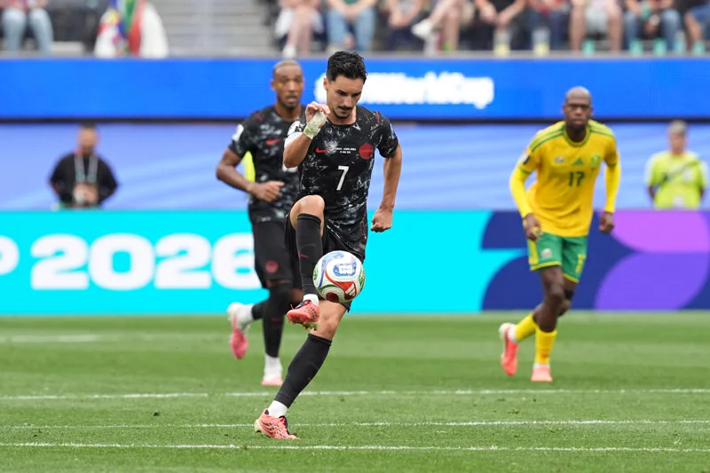 Canadá elimina a Sudáfrica y avanza a octavos del Mundial