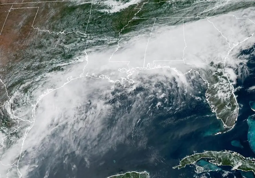 La tormenta Arthur, la primera del Atlántico, se forma frente a las costas de Texas