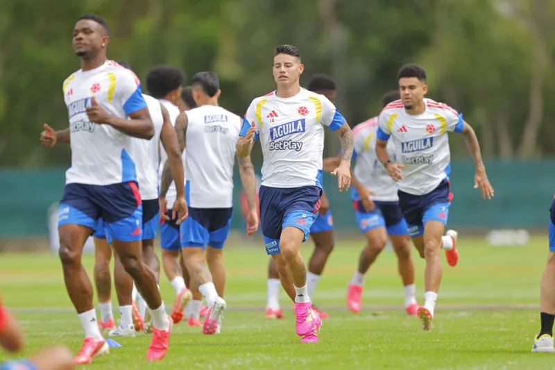 Colombia llega completa para debutar ante Uzbekistán en Mundial