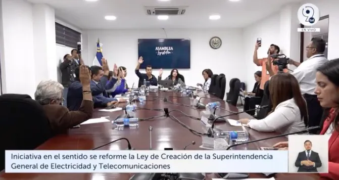 Dictaminan traslado de funciones electricidad de la Siget a la Dirección de Energía: “No se trata de centralizar”