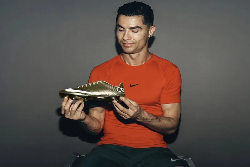 Nike lanza una edición limitada de botas doradas para celebrar que Cristiano marcó en seis Mundiales