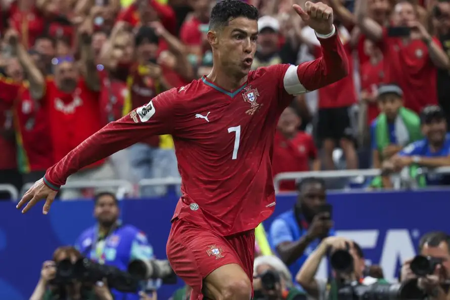 Cristiano Ronaldo, el primer jugador en marcar en seis Mundiales
