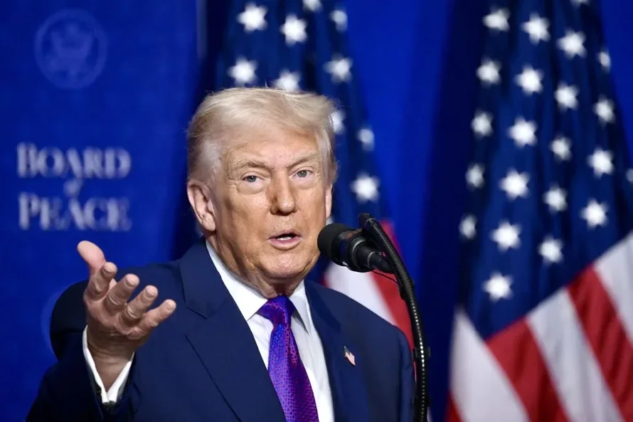 Trump propone cambiar el nombre de los agentes del ICE por NICE, "amables" en inglés