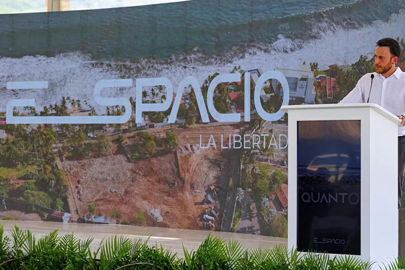 Colocan la primera piedra del centro comercial Plaza Espacio La Libertad