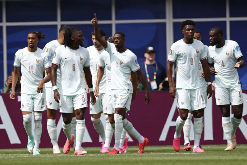 Francia busca avanzar a octavos ante una Suecia sin complejos
