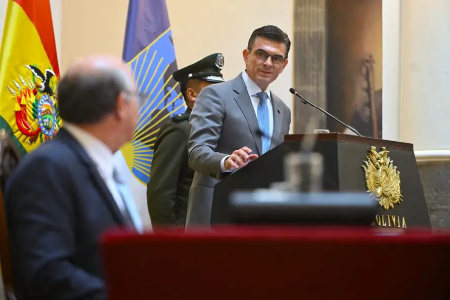 EEUU rechaza los intentos de "derrocar" a Rodrigo Paz y avanza un refuerzo de la ayuda de emergencia para Bolivia