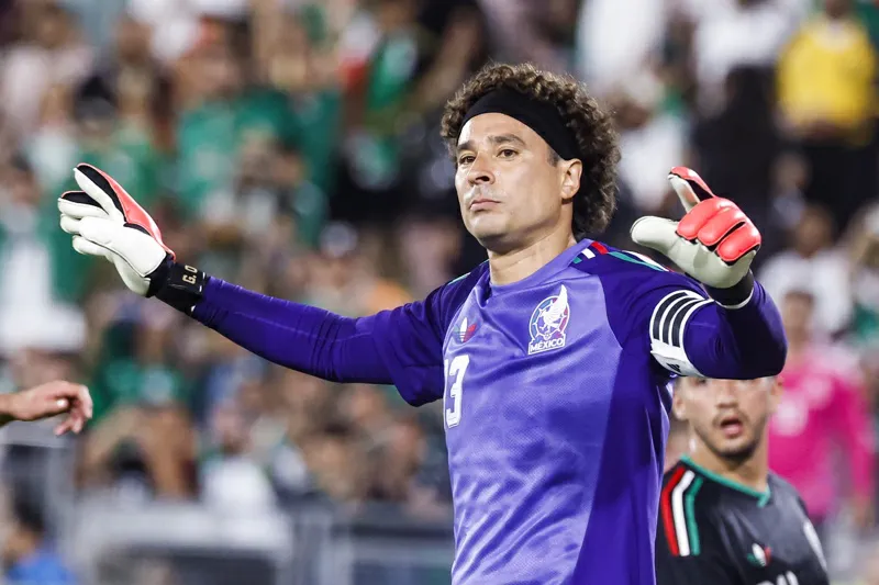 Memo Ochoa hace un balance emocionado de su carrera previo a su retiro tras su sexto Mundial