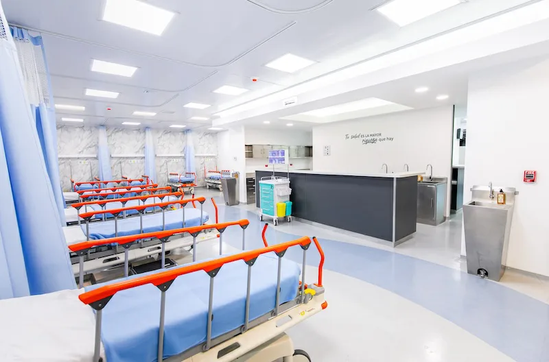 Inauguran nueva área de emergencias en el Hospital de Soyapango
