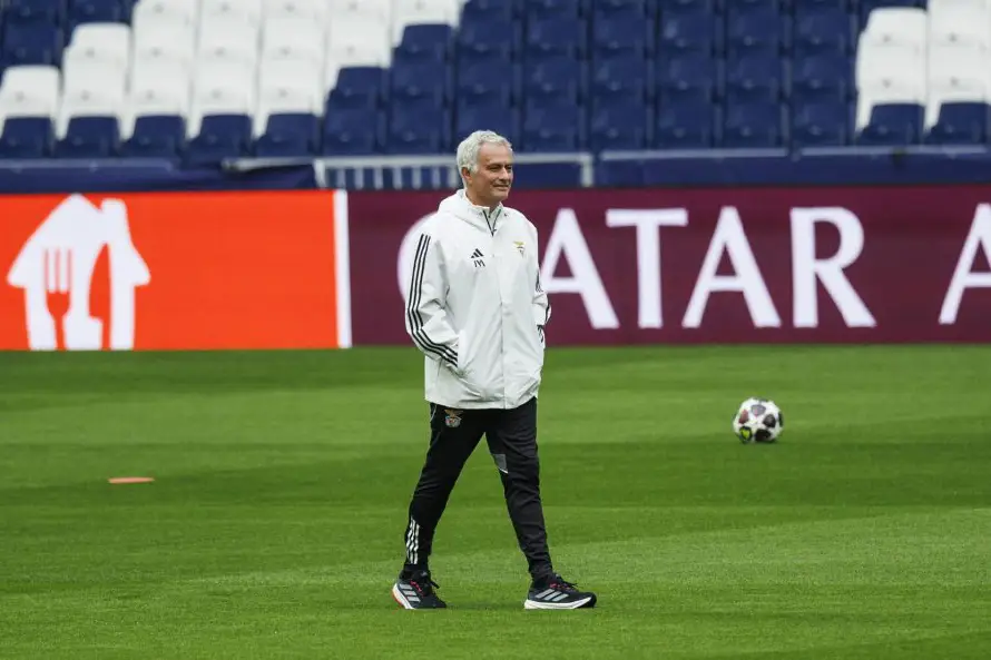 Mourinho:"No niego que amo al Real Madrid, pero no tengo resentimiento hacía el Barcelona"