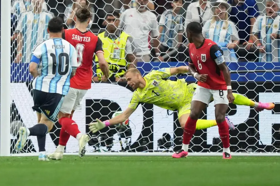 Messi marca dos goles y es el máximo goleador en solitario de la historia de los Mundiales