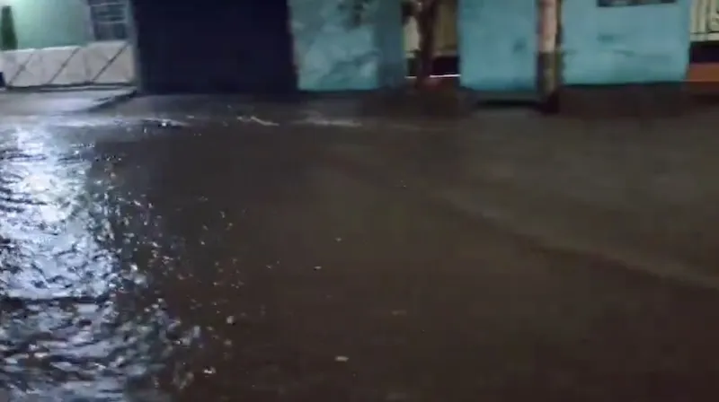 MARN advierte inundaciones urbanas en Santa Ana, Chalatenango, La Libertad y San Miguel