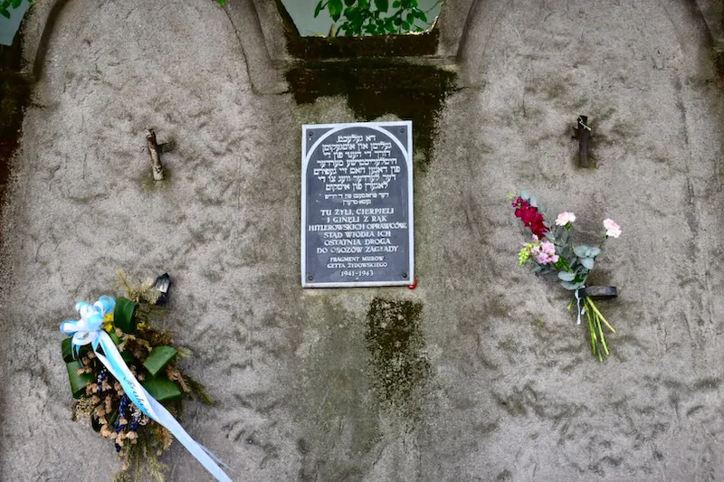 El antisemitismo que traspasa los muros de los guetos en Cracovia