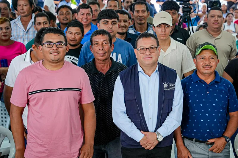 Canadá recibe a cerca de 100 salvadoreños con visas de trabajo temporal