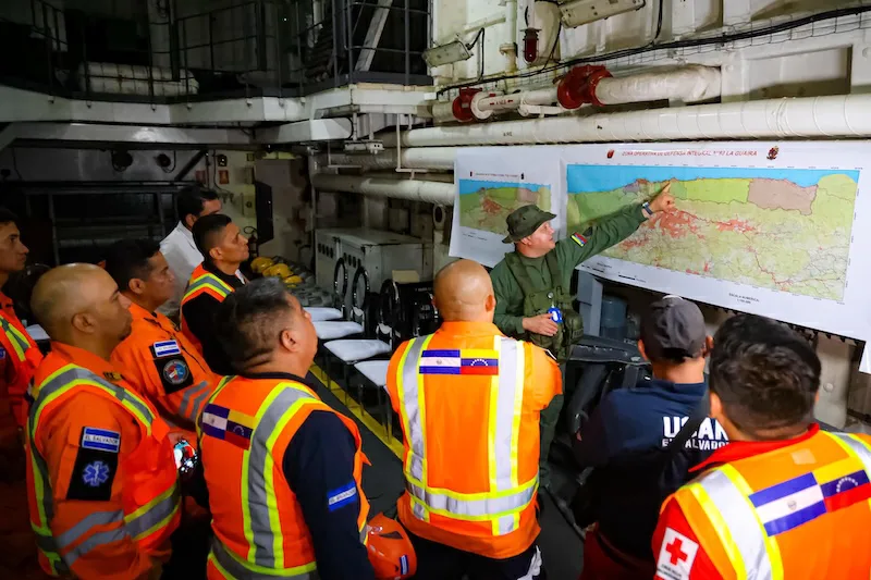 Misión humanitaria salvadoreña llega a La Guaira, la zona más afectada por terremotos en Venezuela