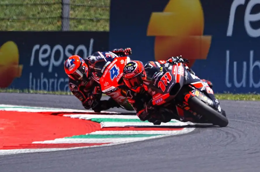 Moto GP:  Ai Ogura, David Alonso y Hakim Danish lideran prácticas en República Checa