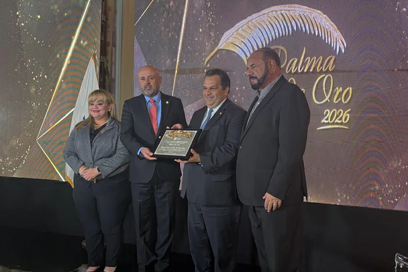 Davivienda recibe la Palma de Oro 2026 de Camarasal