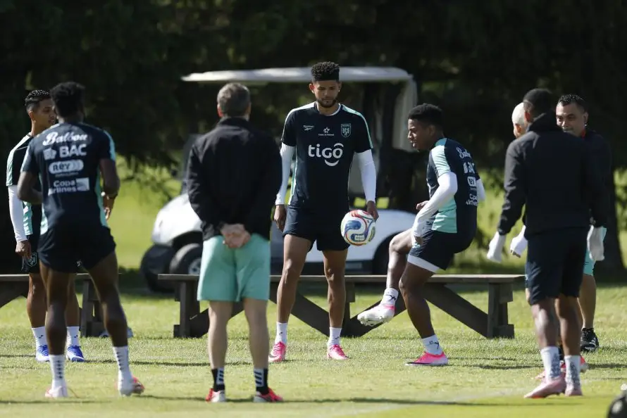 Panamá busca su primer triunfo mundialista frente a Ghana este miércoles