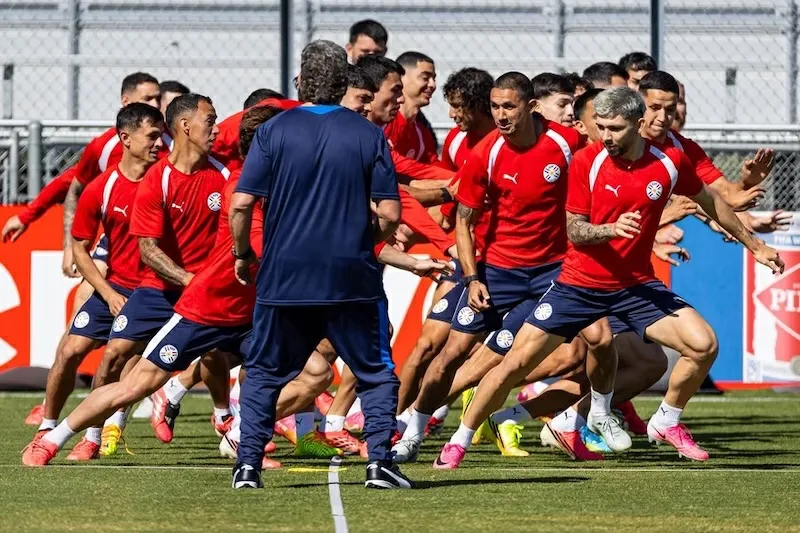 Turquía y Paraguay se juegan la vida en el Mundial