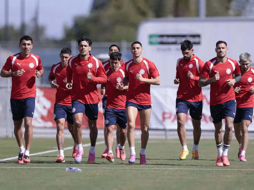 El presidente de Paraguay dice que su país avanzará, al menos, hasta los octavos de final
