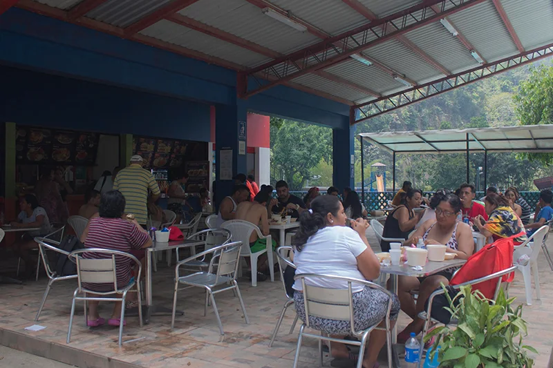 IPC de mayo: suben nuevamente los precios del almuerzo, las tortillas y las gasolinas